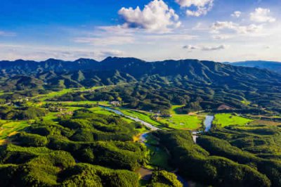 ​吉水在哪里属于哪个省（江西吉水：山峦叠嶂 林海茫茫）